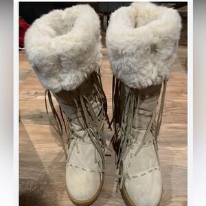 Vintage Donald J Pliner Bohemian Gracie suede fringe boots Color Sand wedge 9
